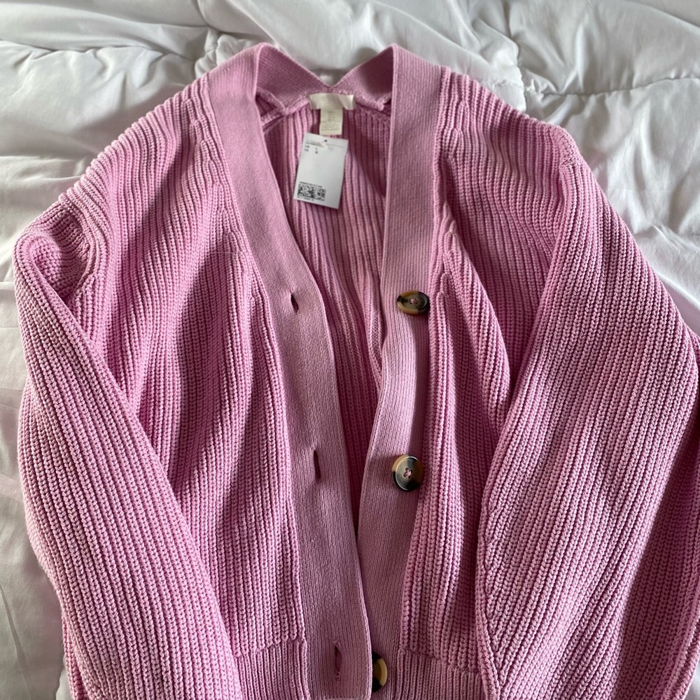 H&M
